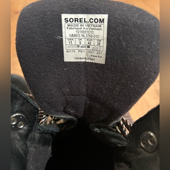 Sorel Women’s Kinetic Conquest Winter Boots - Picture 9 of 11